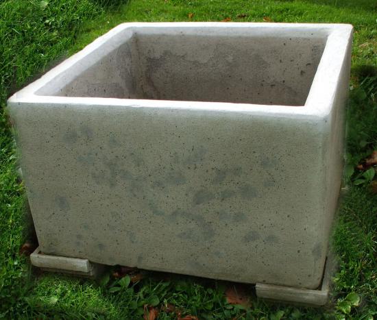 Lg. Sq. planter box – Lambe Concrete – Handcrafted Concrete Products