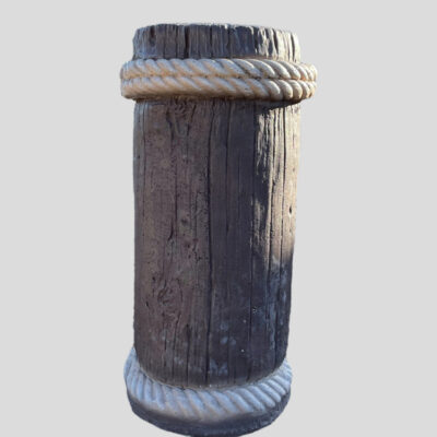 Pier Post