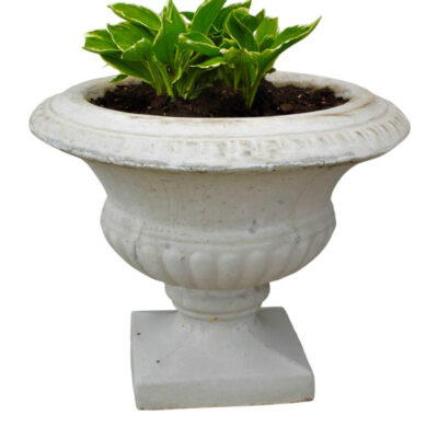 Colonial planter 21"h. X 25"w.
