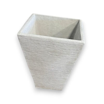Strata Planter Square 24h X 19w